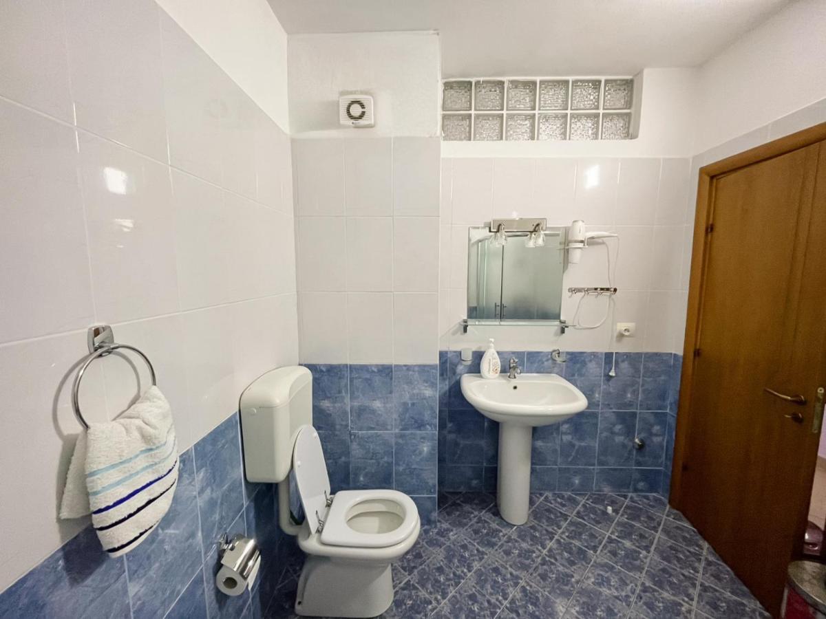 Coastal Retreat - Beach Apartment Avlonya Dış mekan fotoğraf